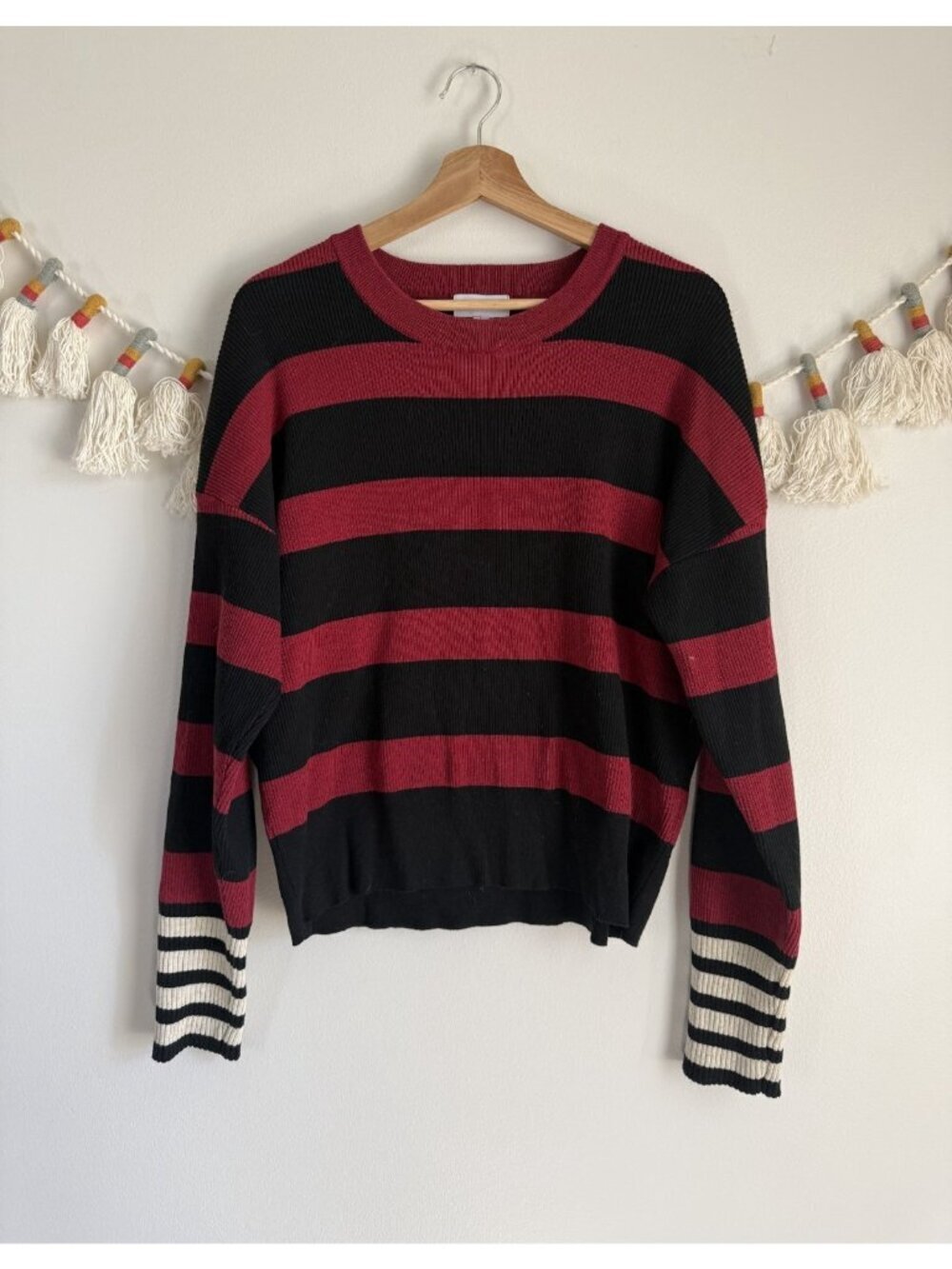 Evereve Deven Striped Rib Knit Pullover Sweater Red Black Preppy Grunge Retro L